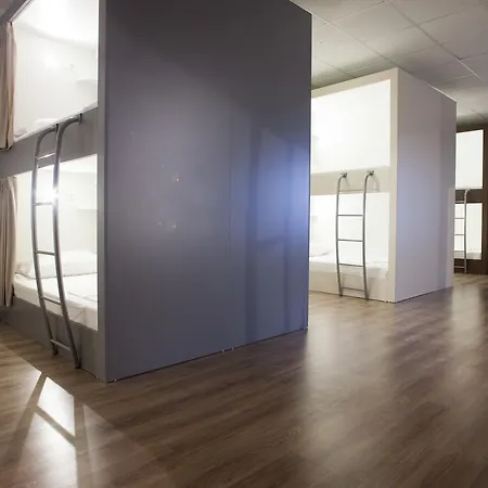 En Route Albergue Split